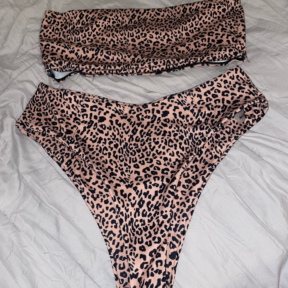 Cheetah print matching swimsuit. Size large